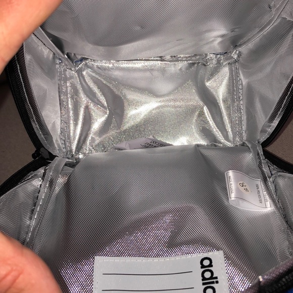 Adidas - Picture 4 of 8